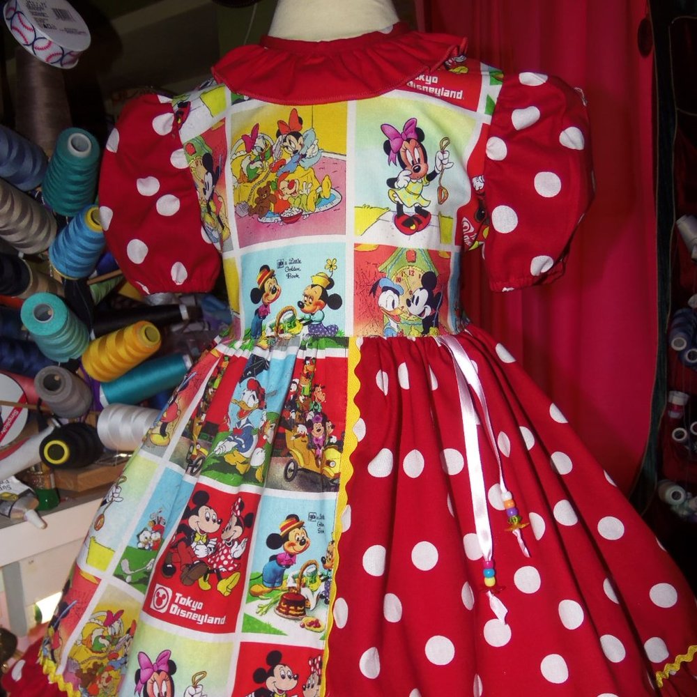 Disneyland Minnie and Mickey Mouse Girls Dress RARE Vintage  Size 3t  NEW